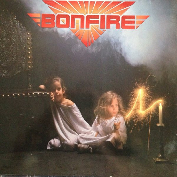 Bonfire ‎– Don't Touch The Light